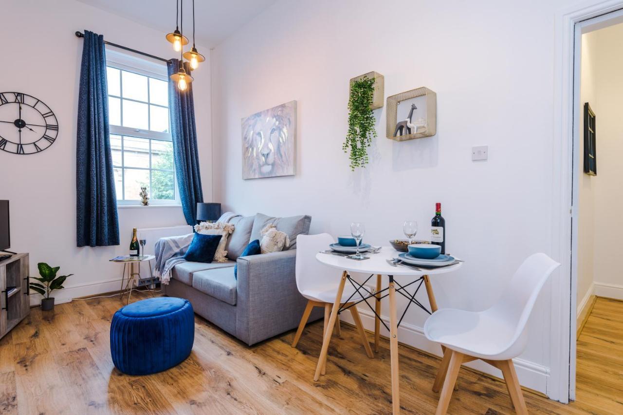 Bright 1-Bed Apartment In Chester By 53 Degrees Property, Ideal For Professionals & Couples, Great Location - Sleeps 4 Eksteriør bilde