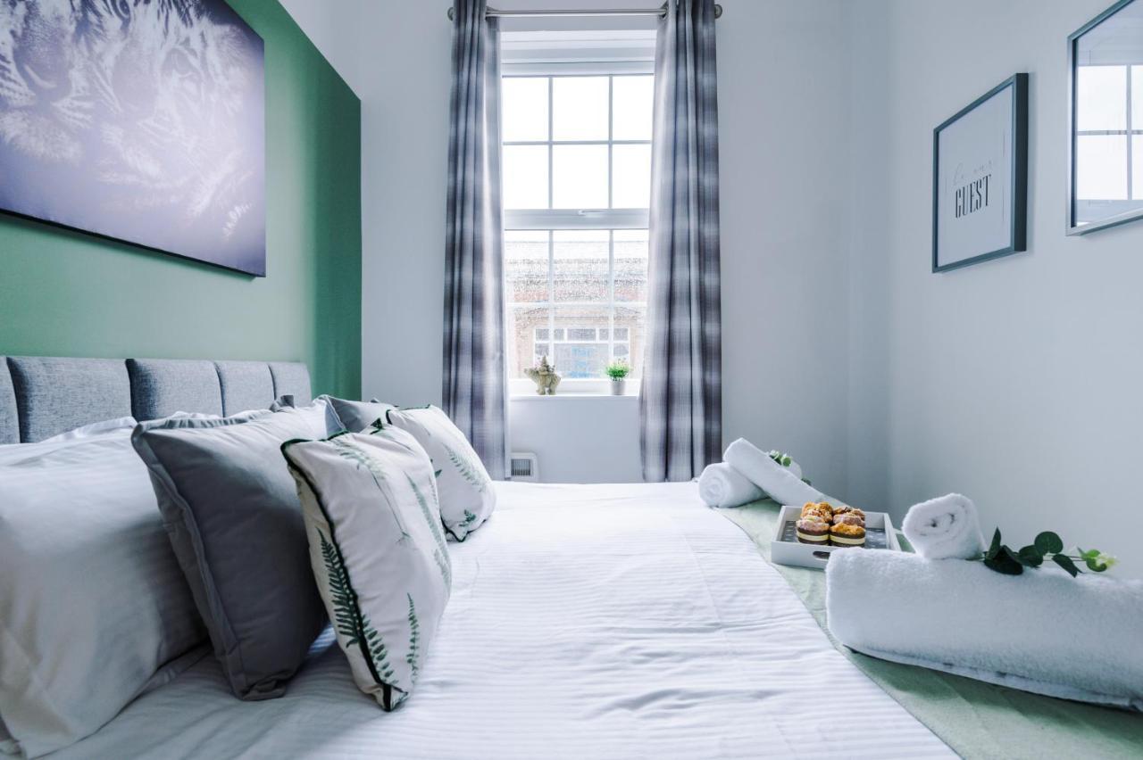 Bright 1-Bed Apartment In Chester By 53 Degrees Property, Ideal For Professionals & Couples, Great Location - Sleeps 4 Eksteriør bilde